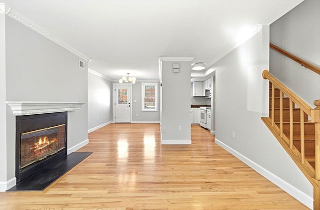 442 Main St, Boston, MA 02129