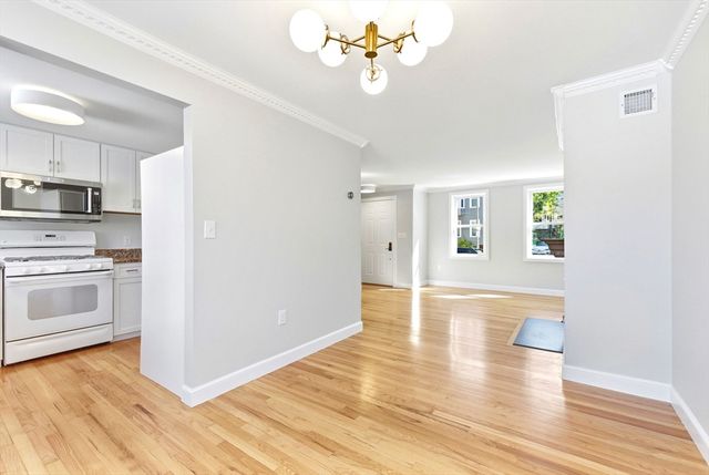 442 Main St, Boston, MA 02129