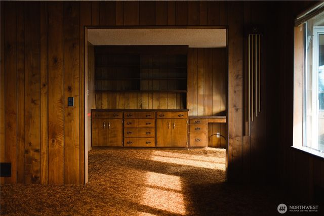 4710 NE North Shore Road, Belfair, WA 98528