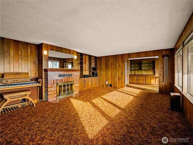 4710 NE North Shore Road, Belfair, WA 98528