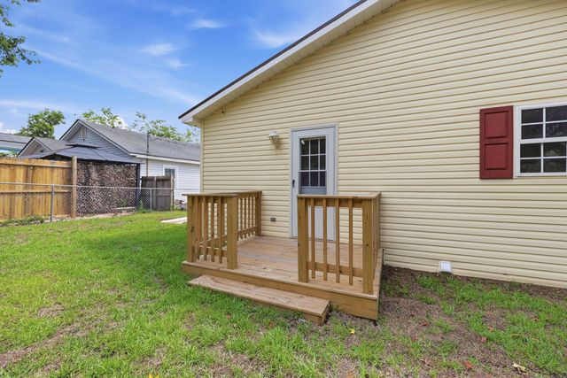 4356 Bayshore Dr., Little River, SC 29566