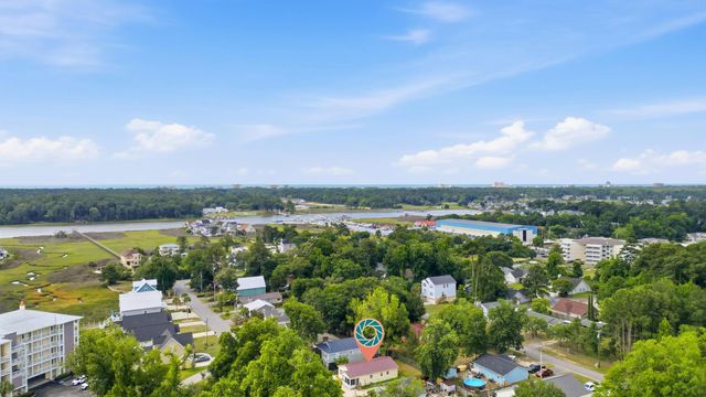 4356 Bayshore Dr., Little River, SC 29566