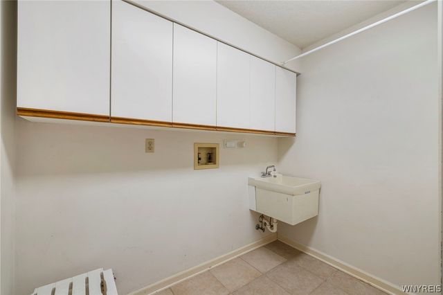 66 Windsong Court, Amherst, NY 14051