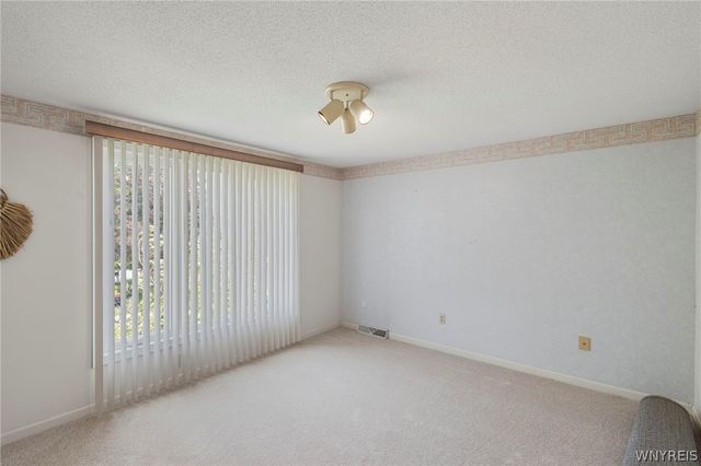 66 Windsong Court, Amherst, NY 14051