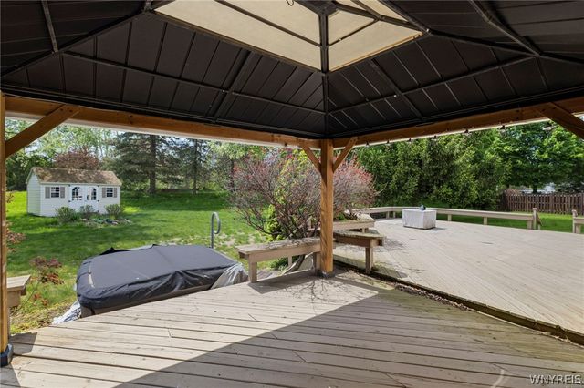 66 Windsong Court, Amherst, NY 14051