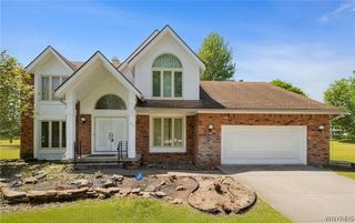 66 Windsong Court, Amherst, NY 14051