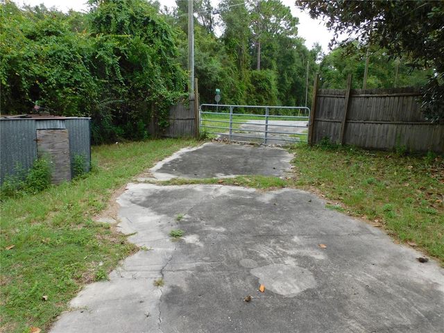 16900 E FORT KING STREET, Silver Springs, FL 34488