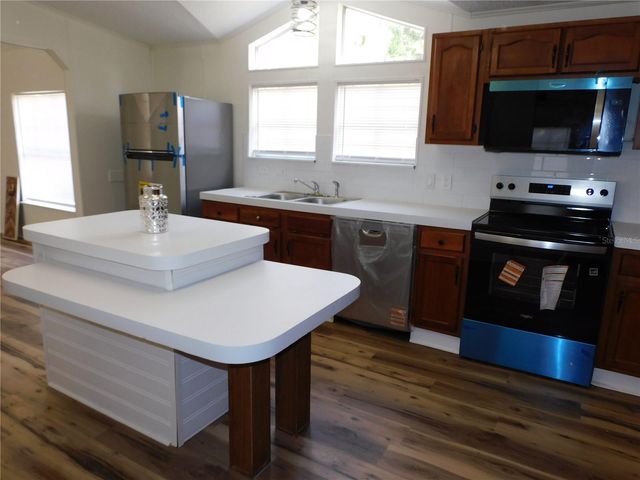 16900 E FORT KING STREET, Silver Springs, FL 34488
