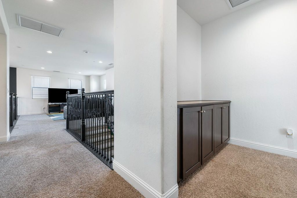Image 35 of property listing at 4167 Poe Avenue, Clovis, CA 93619