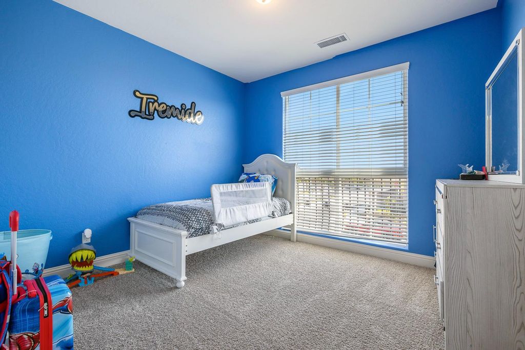Image 36 of property listing at 4167 Poe Avenue, Clovis, CA 93619