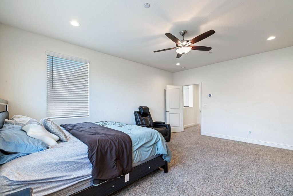 Image 45 of property listing at 4167 Poe Avenue, Clovis, CA 93619