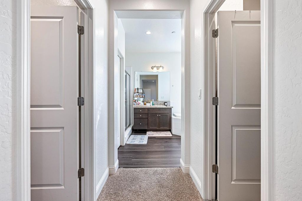 Image 46 of property listing at 4167 Poe Avenue, Clovis, CA 93619