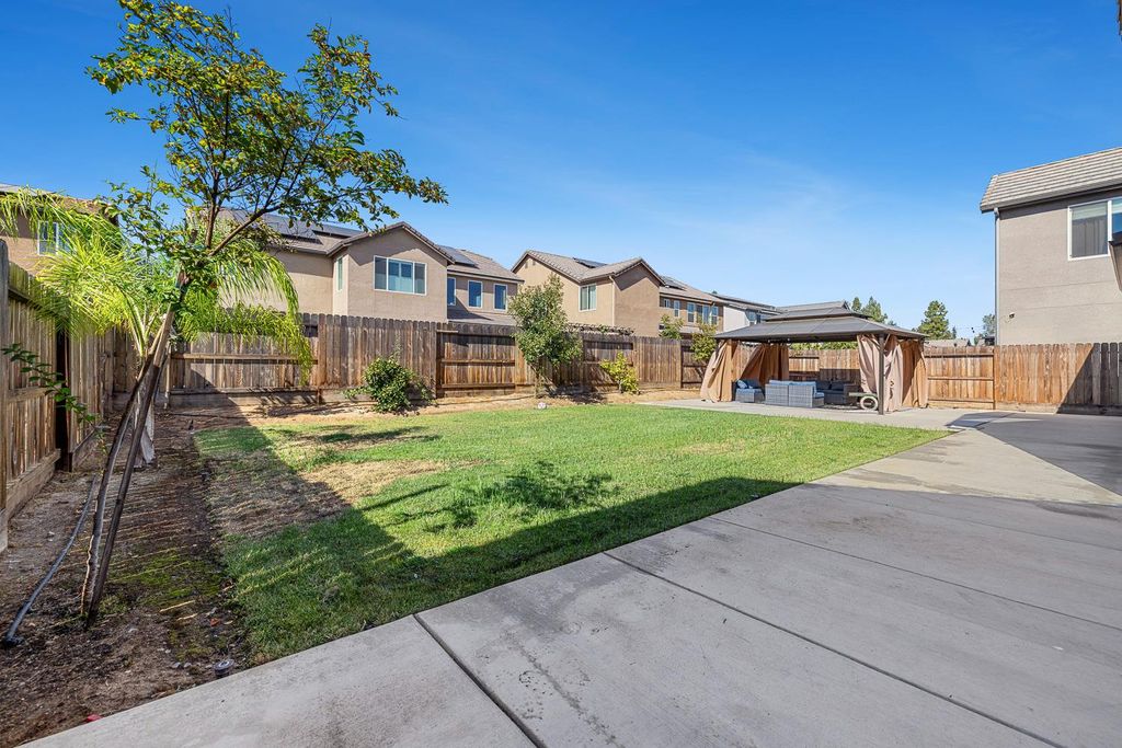 Image 55 of property listing at 4167 Poe Avenue, Clovis, CA 93619