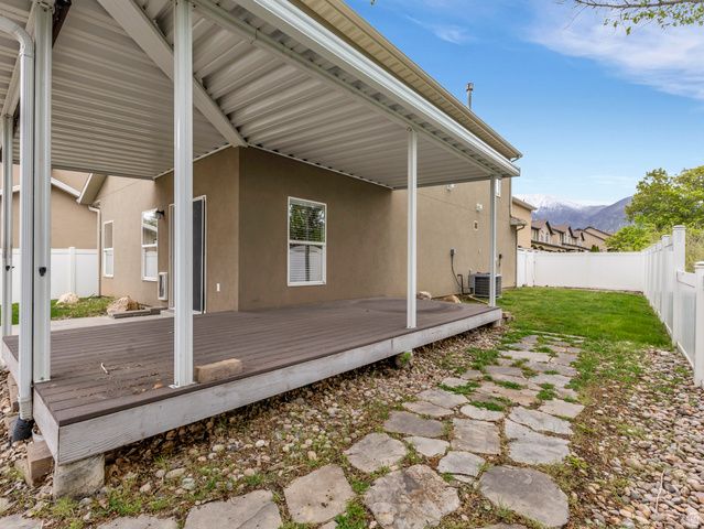 6206 S 1450 E, South Ogden, UT 84405