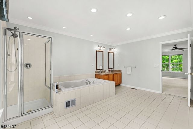 33 E Burgess Dr, Piscataway Twp., NJ 08854