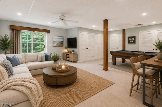 33 E Burgess Dr, Piscataway Twp., NJ 08854