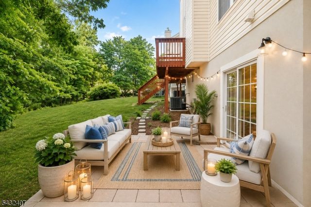 33 E Burgess Dr, Piscataway Twp., NJ 08854