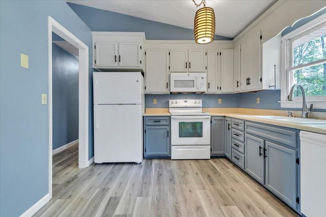 347 Roy RD, Troutville, VA 24175