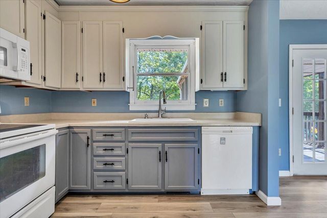 347 Roy RD, Troutville, VA 24175