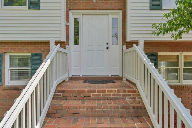 347 Roy RD, Troutville, VA 24175