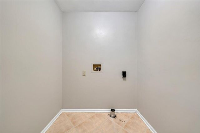 347 Roy RD, Troutville, VA 24175