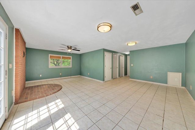 347 Roy RD, Troutville, VA 24175