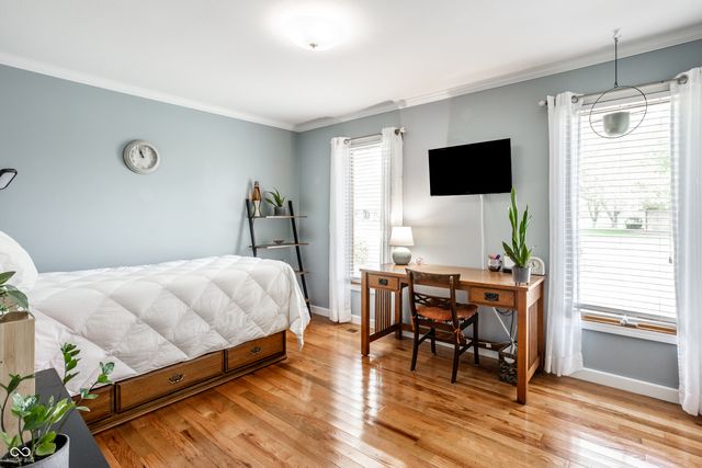 1627 Forward Pass Court, Indianapolis, IN 46217