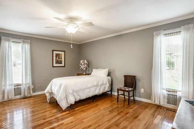 1627 Forward Pass Court, Indianapolis, IN 46217