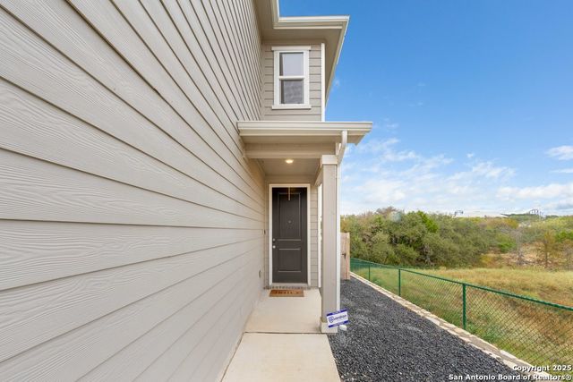 10643 W Military Dr Unit 33, San Antonio, TX 78251