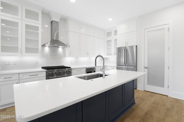 2024 Bay Colony Lane, Wilmington, NC 28405