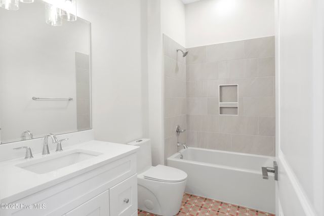 2024 Bay Colony Lane, Wilmington, NC 28405