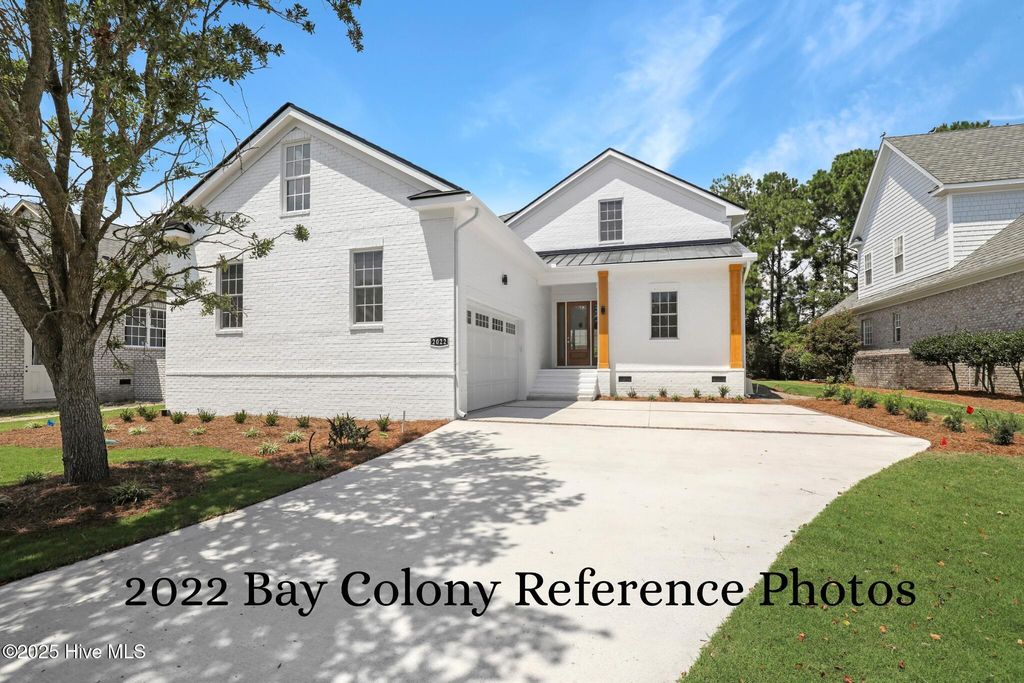 Image 3 of property listing at 2024 Bay Colony Lane, Wilmington, NC 28405