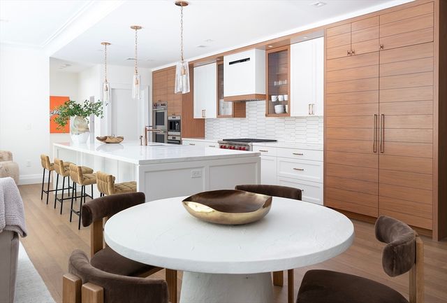 45 Temple St 103, Boston, MA 02114