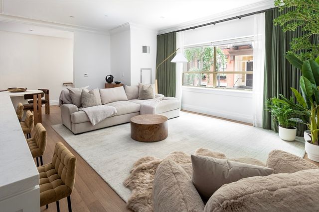 45 Temple St 103, Boston, MA 02114
