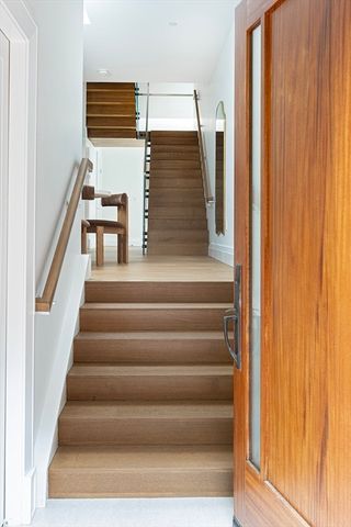 45 Temple St 103, Boston, MA 02114