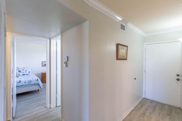 2615 NE 1st Court 411, Boynton Beach, FL 33435