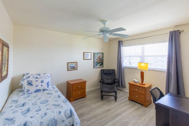 2615 NE 1st Court 411, Boynton Beach, FL 33435