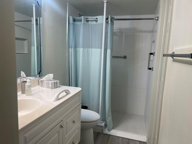 2615 NE 1st Court 411, Boynton Beach, FL 33435