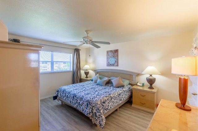 2615 NE 1st Court 411, Boynton Beach, FL 33435