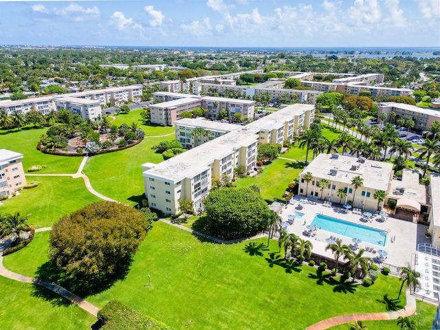 2615 NE 1st Court 411, Boynton Beach, FL 33435
