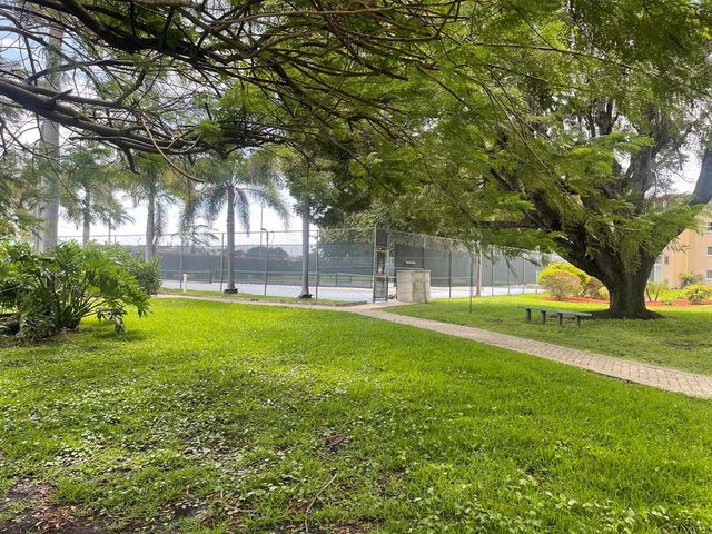 2615 NE 1st Court 411, Boynton Beach, FL 33435
