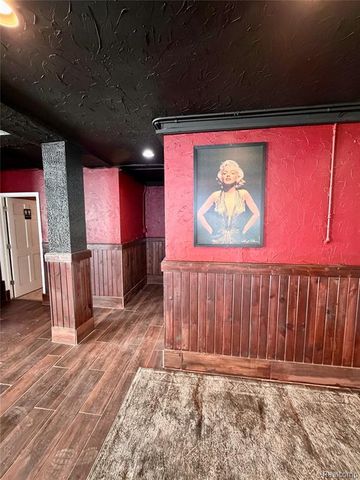 2619 John R St, Detroit, MI 48201