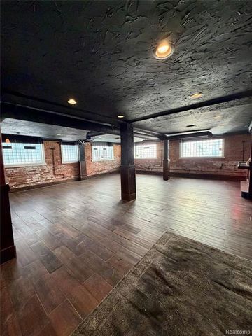 2619 John R St, Detroit, MI 48201