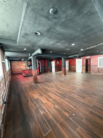 2619 John R St, Detroit, MI 48201