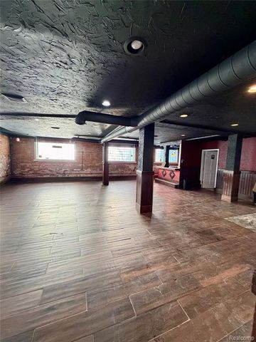 2619 John R St, Detroit, MI 48201