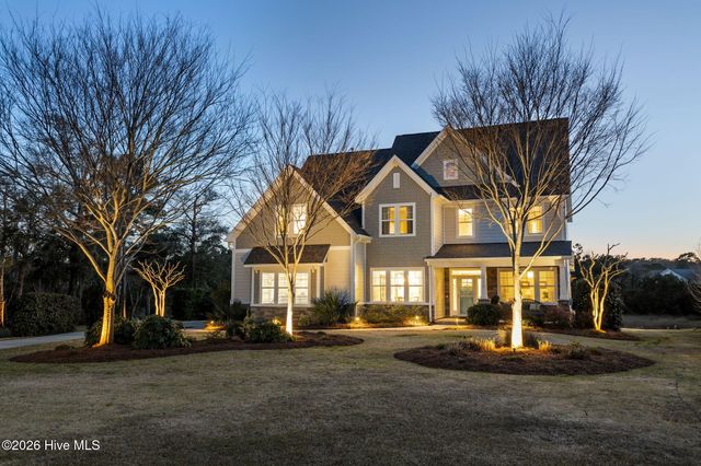 112 Castaway Cove, Cedar Point, NC 28584