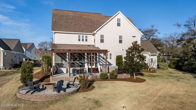 112 Castaway Cove, Cedar Point, NC 28584