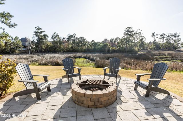 112 Castaway Cove, Cedar Point, NC 28584