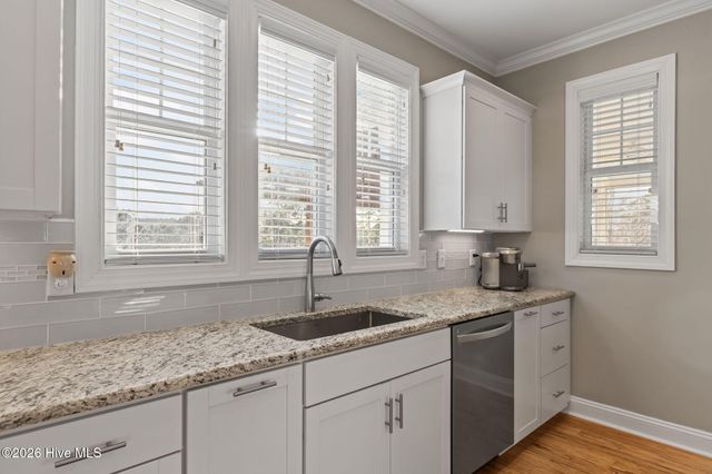 112 Castaway Cove, Cedar Point, NC 28584