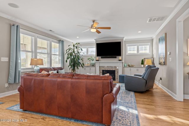 112 Castaway Cove, Cedar Point, NC 28584